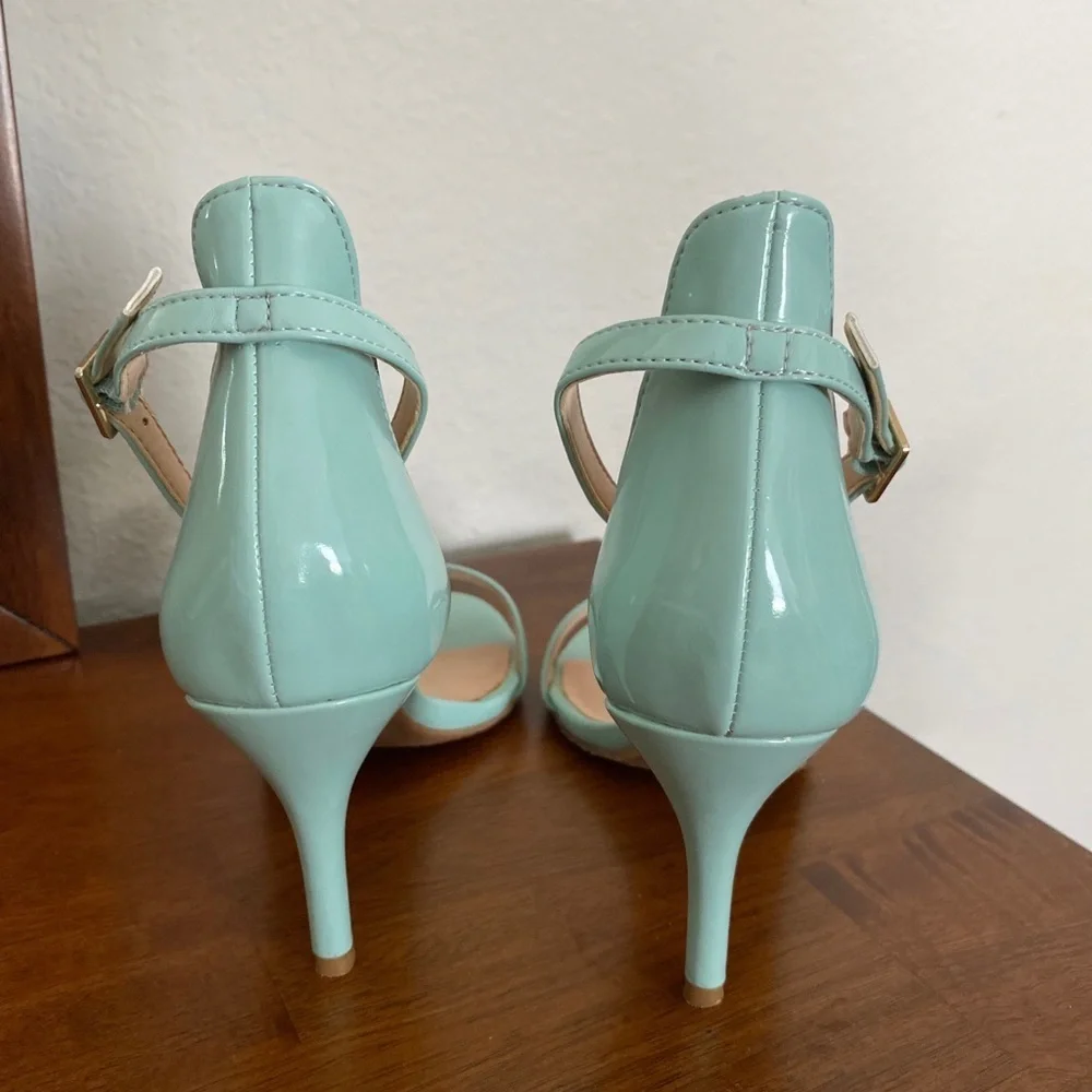 BP High Heels Open Toes Sandals Minty Color Size 5 M
